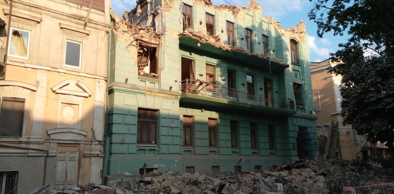 A house in the center of Odesa destroyed due to the explosion of a Russian rocket attcack