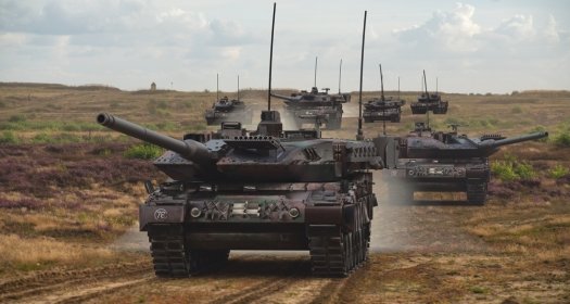 Leopard tanks
