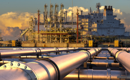 Pipelines leading the LNG terminal