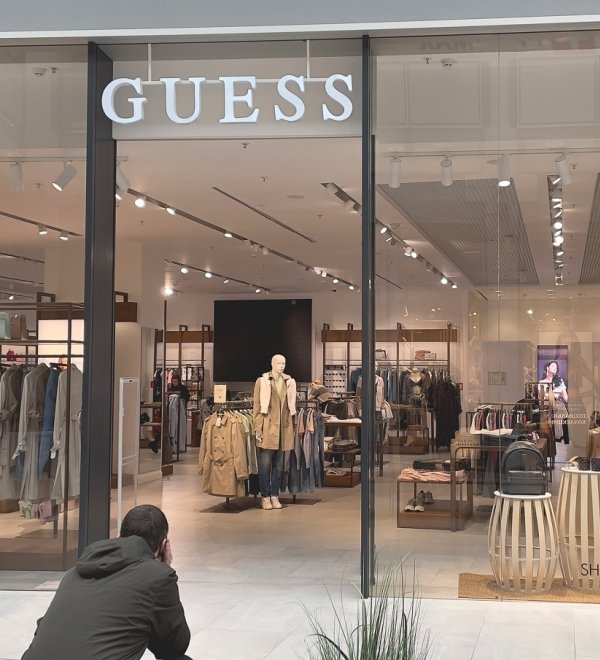 Guess store in a mall