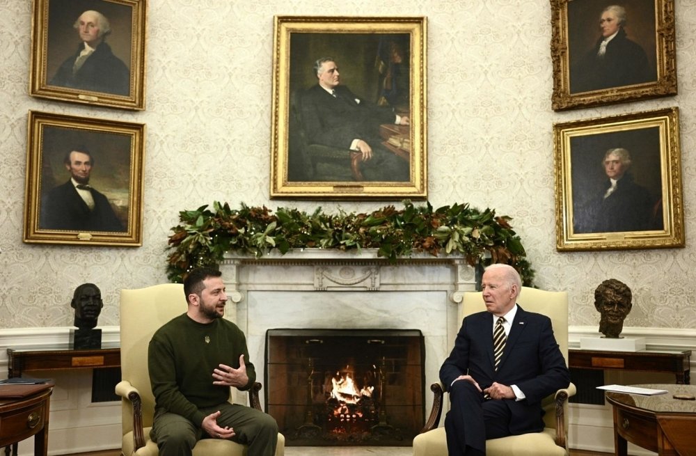 Zelensky and Biden in meeting 