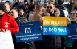 Individuals Welcoming Ukrainian Refugees